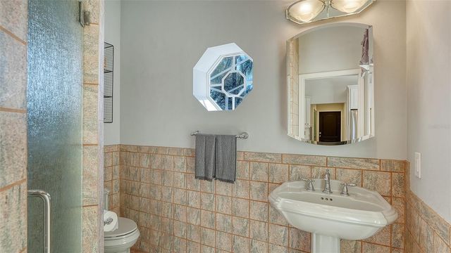 2098 PALM VIEW ROAD, Sarasota, FL 34240