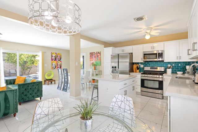 4385 E Paseo Caroleta, Palm Springs, CA 92264