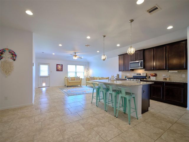 12629 Pirate Bend Drive, Texas City, TX 77568