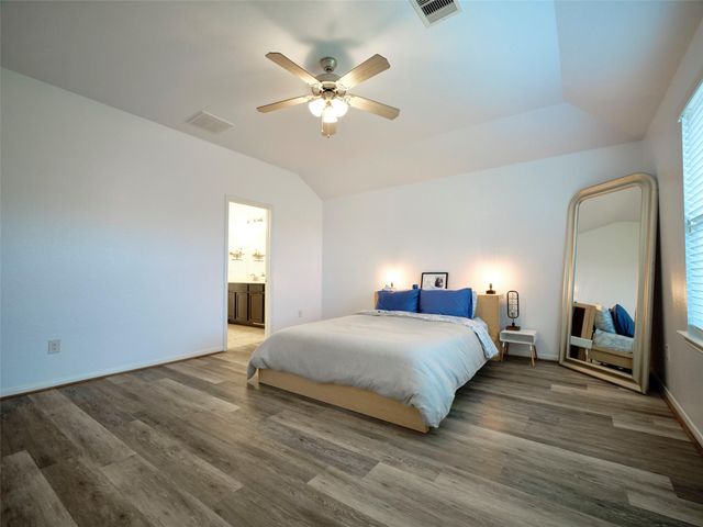 12629 Pirate Bend Drive, Texas City, TX 77568