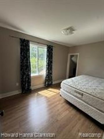 2001 Cartier Street, Flint, MI 48504