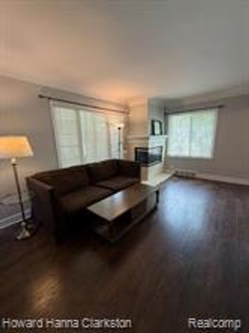 2001 Cartier Street, Flint, MI 48504