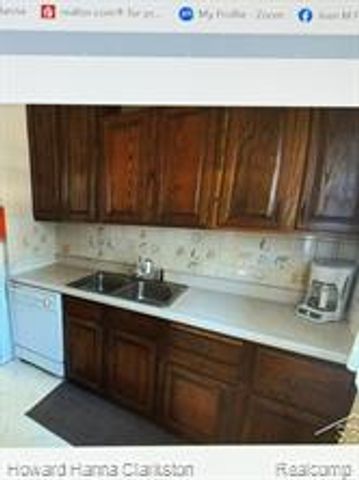 2001 Cartier Street, Flint, MI 48504