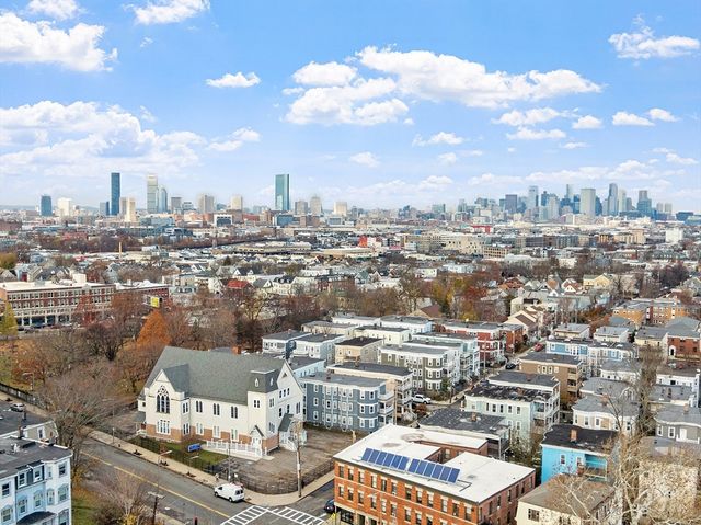 10 Everett Avenue, Boston, MA 02125