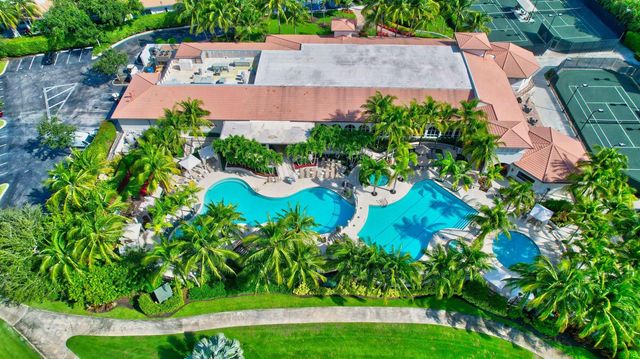 6604 Southport Drive, Boynton Beach, FL 33472