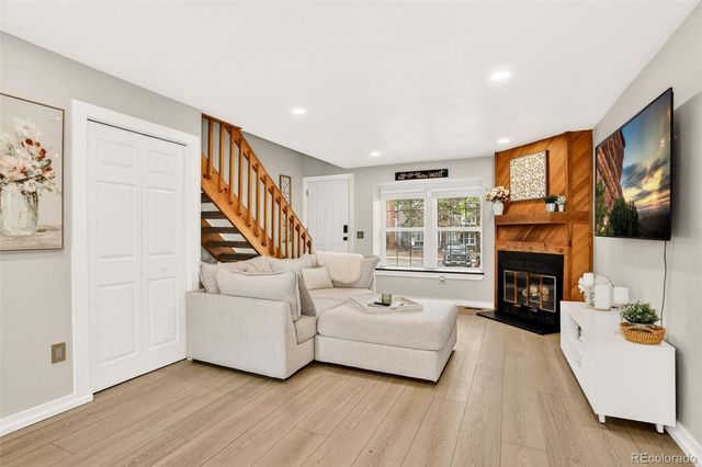 1228 S Flower Circle B, Lakewood, CO 80232