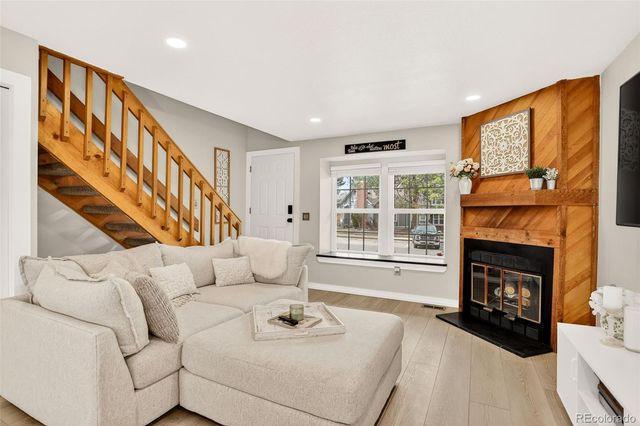 1228 S Flower Circle B, Lakewood, CO 80232