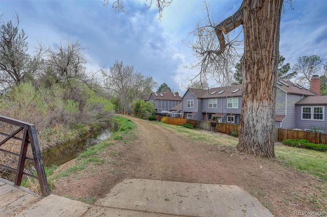 1228 S Flower Circle B, Lakewood, CO 80232