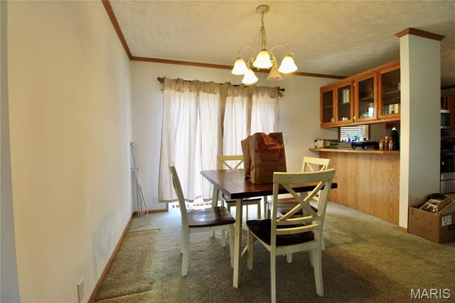 61 County Road 4705, Poplar Bluff, MO 63901