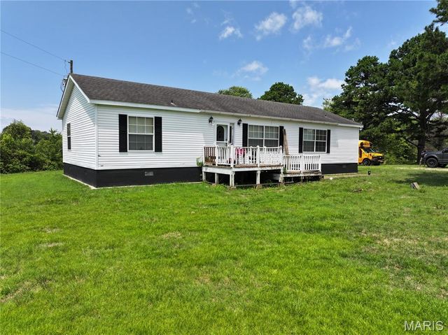 61 County Road 4705, Poplar Bluff, MO 63901