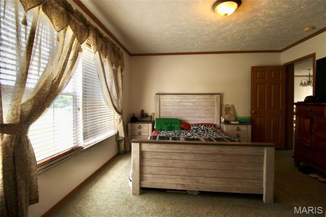 61 County Road 4705, Poplar Bluff, MO 63901