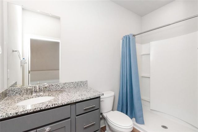 11513 Oak Alley S Drive, Grand Bay, AL 36541