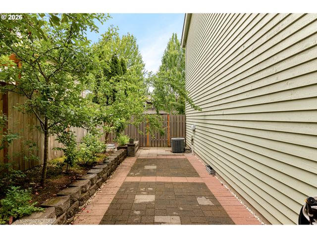 16183 Nw RYEGRASS St, Portland, OR 97229
