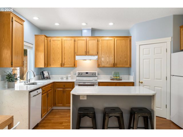 16183 Nw RYEGRASS St, Portland, OR 97229