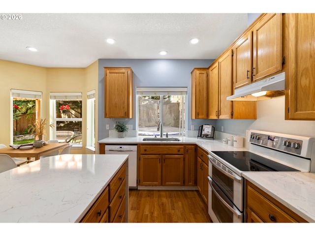 16183 Nw RYEGRASS St, Portland, OR 97229