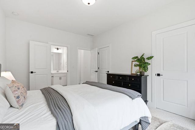 13390 Bishops Court, Roswell, GA 30075
