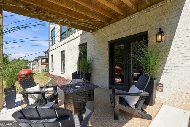 13390 Bishops Court, Roswell, GA 30075