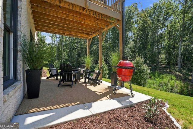 13390 Bishops Court, Roswell, GA 30075