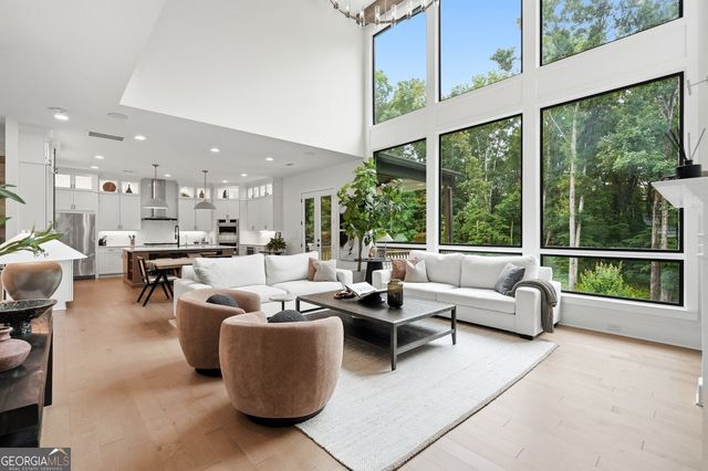 13390 Bishops Court, Roswell, GA 30075