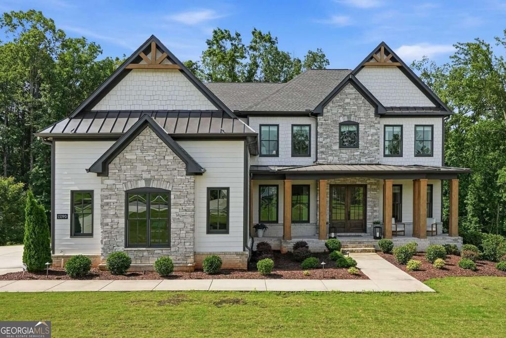 13390 Bishops Court, Roswell, GA 30075