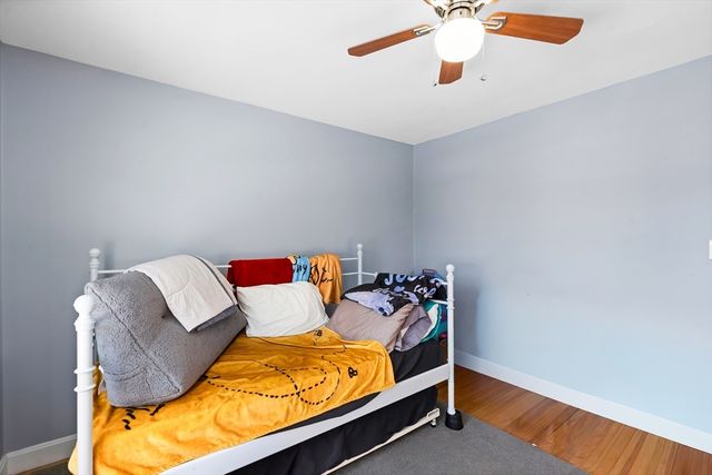 7 Saint Paul St, Fitchburg, MA 01420