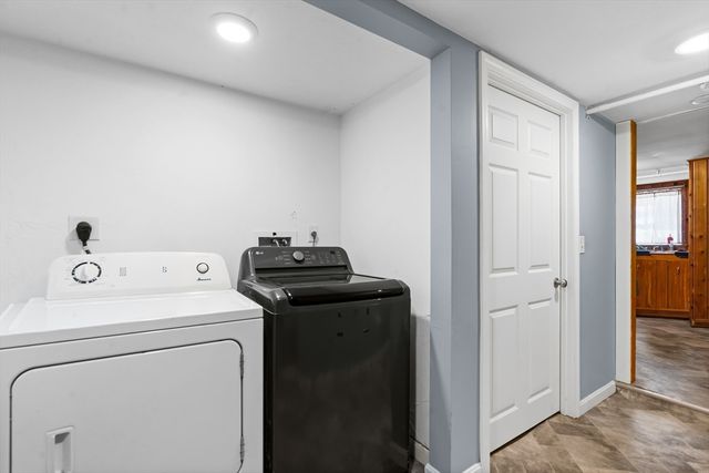 7 Saint Paul St, Fitchburg, MA 01420