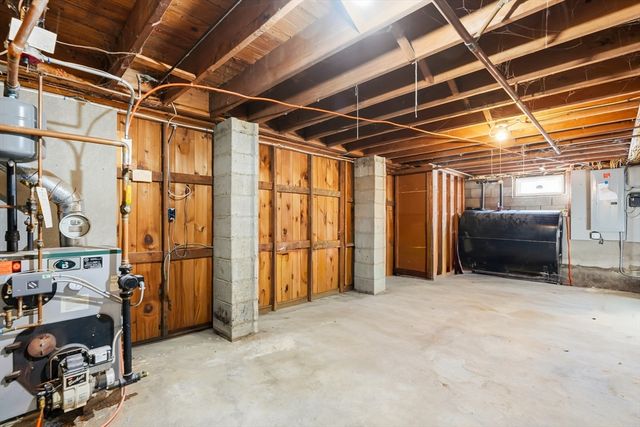 7 Saint Paul St, Fitchburg, MA 01420