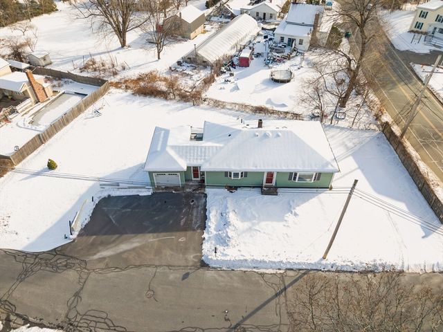 7 Saint Paul St, Fitchburg, MA 01420