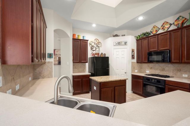 10026 Spring Rapid Way, Tomball, TX 77375