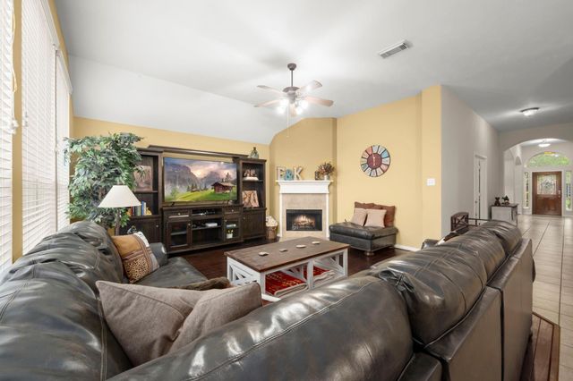 10026 Spring Rapid Way, Tomball, TX 77375