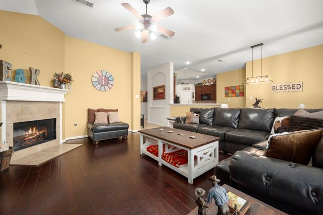 10026 Spring Rapid Way, Tomball, TX 77375