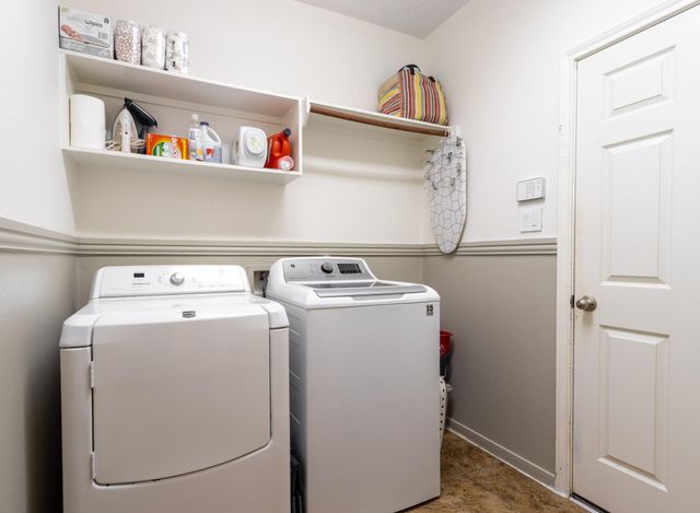 2225 Mangrove Bend Drive, League City, TX 77573