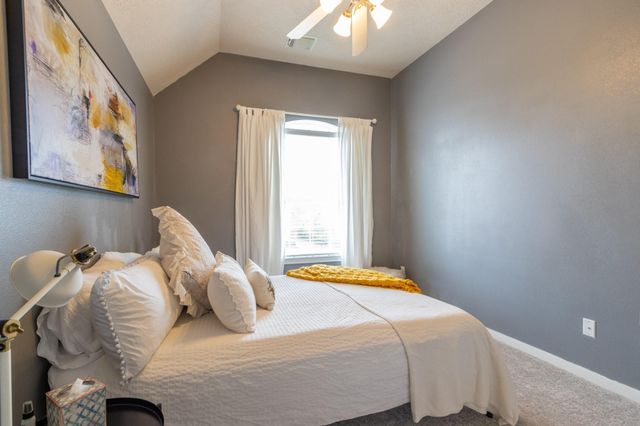 2225 Mangrove Bend Drive, League City, TX 77573