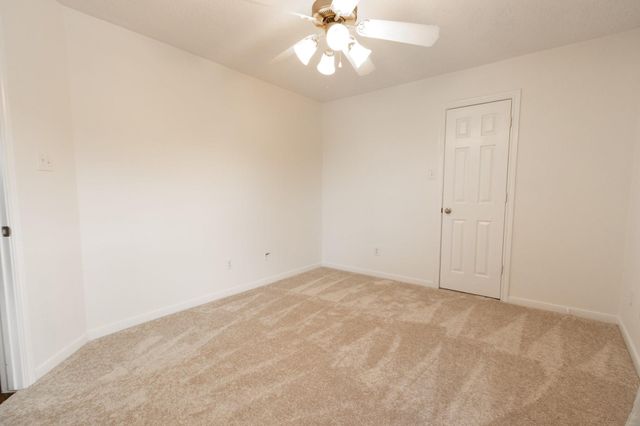 2225 Mangrove Bend Drive, League City, TX 77573