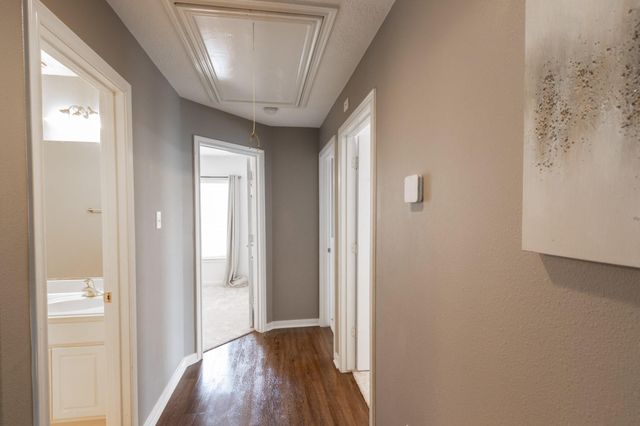 2225 Mangrove Bend Drive, League City, TX 77573