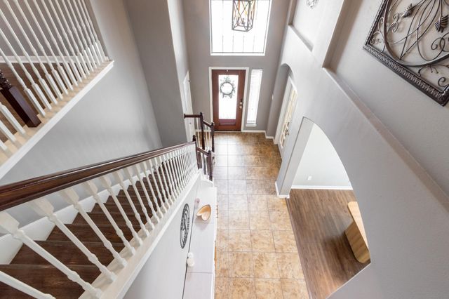 2225 Mangrove Bend Drive, League City, TX 77573