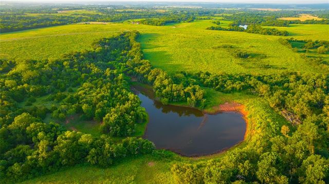1330 Chestnut Cove, Goldsby, OK 73093