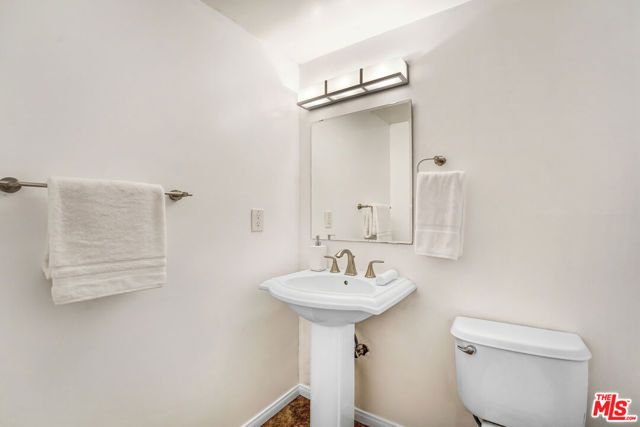 4591 Inglewood Boulevard 3, Culver City, CA 90230