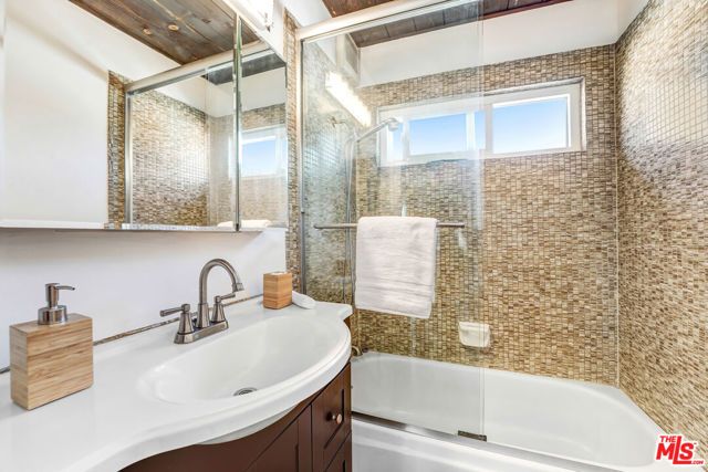 4591 Inglewood Boulevard 3, Culver City, CA 90230