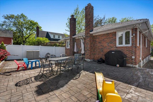 1485 166th Street, Whitestone, NY 11357