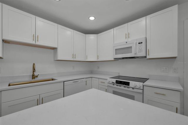 3421 TRICON LANE 22, Holiday, FL 34691