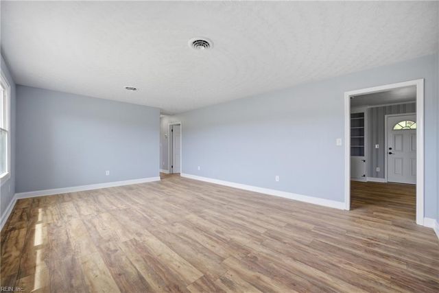 4733 Manning RD, Suffolk, VA 23437