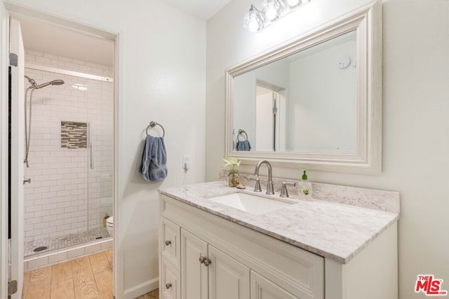 8740 Tuscany Avenue 207, Playa Del Rey (los Angeles), CA 90293