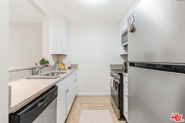 8740 Tuscany Avenue 207, Playa Del Rey (los Angeles), CA 90293