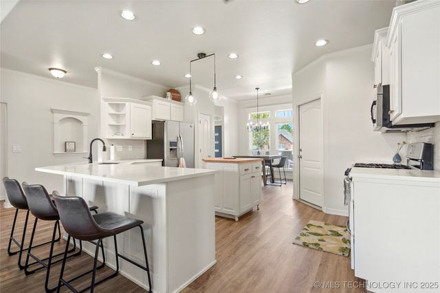 8824 N 144th East Avenue, Owasso, OK 74055