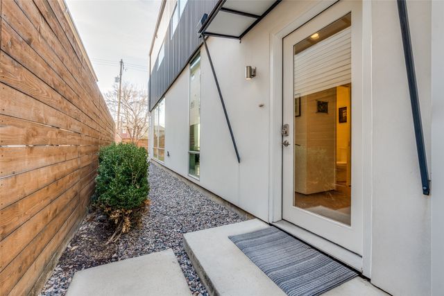 5804 Bryan Parkway, Dallas, TX 75206