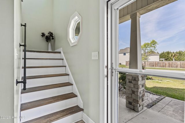 407 Canoe Lane, Swansboro, NC 28584