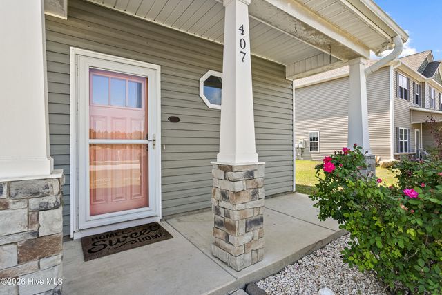 407 Canoe Lane, Swansboro, NC 28584