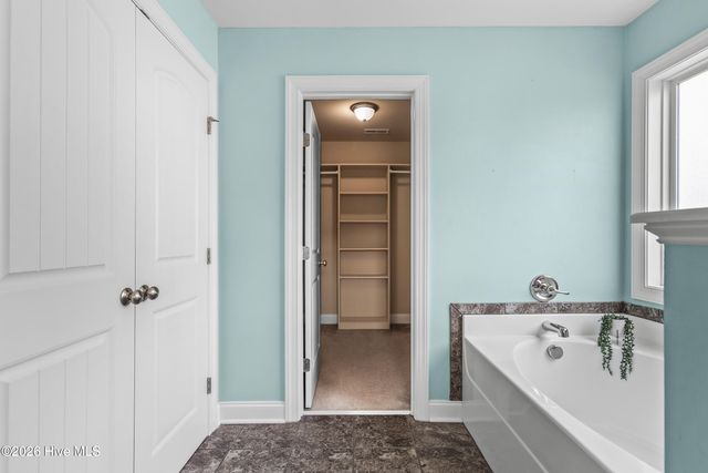 407 Canoe Lane, Swansboro, NC 28584