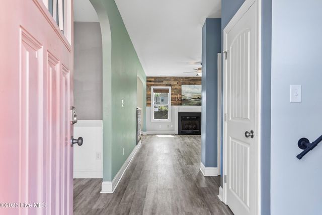 407 Canoe Lane, Swansboro, NC 28584